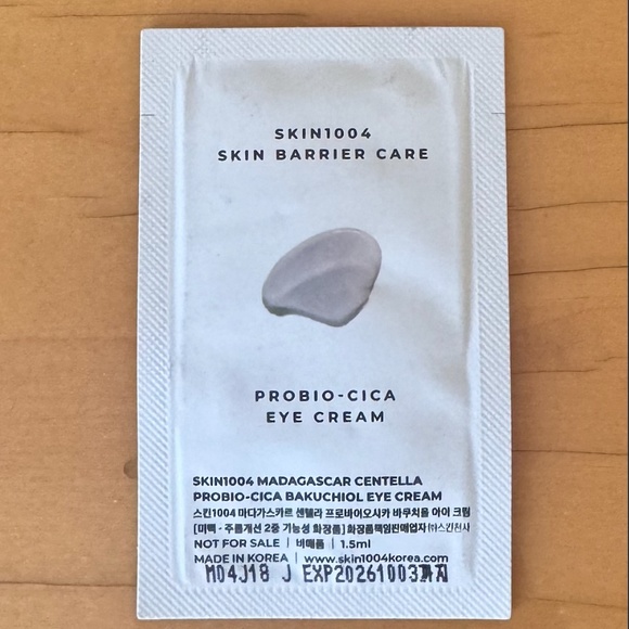 Skin 1004 PROBIO-CICA BAKUCHIOL EYE CREAM 1.5ml - Picture 2 of 3